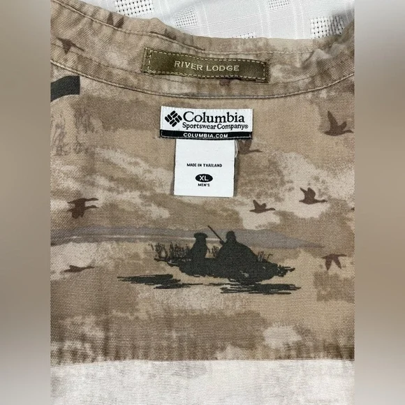 Columbia Men’s XL River Lodge Camo Shirt Hunting Fishing Outdoor Button Up - Picture 10 of 15